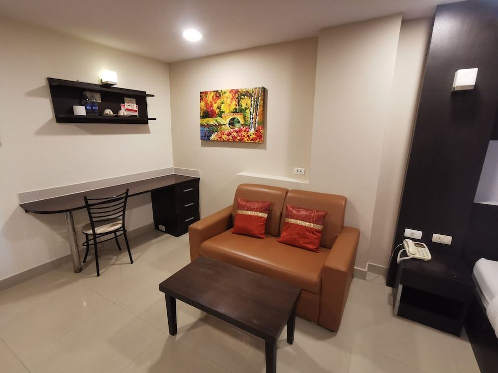 Regent Suvarnabhumi Hotel Банкок Екстериор снимка